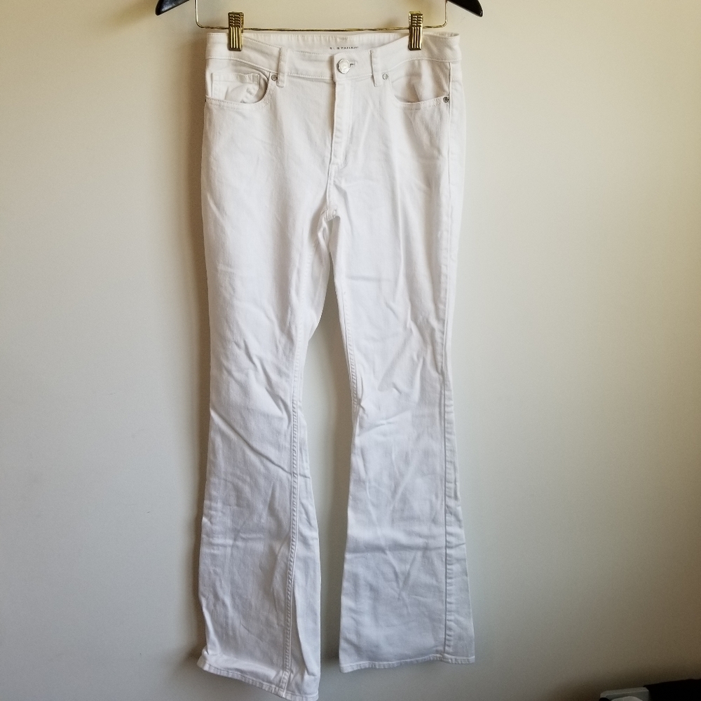 Elie Tahari white flare jeans